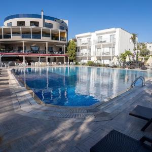 отель Bodrum Beach Resort