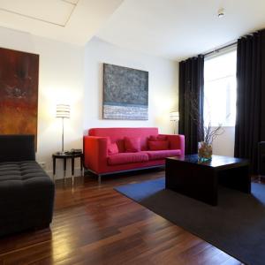 отель Quatro Puerta Del Sol