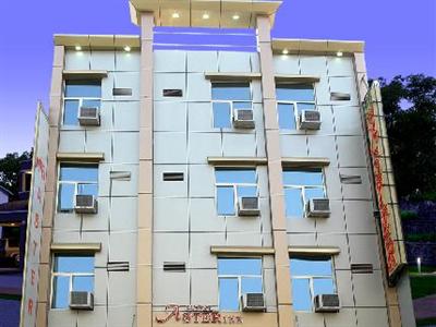 Отель Aster Inn в Дели - Индия