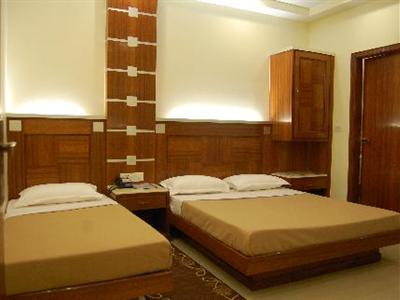 Отель Aster Inn в Дели - Индия