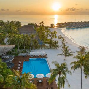 отель Outrigger Maldives Maafushivaru