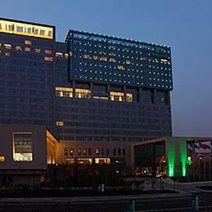 отель Holiday Inn Shanghai Hongqiao West