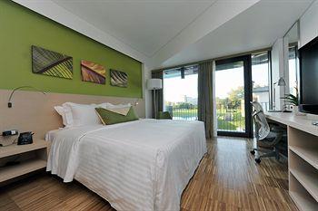 Отель Hilton Garden Inn Venice Mestre San Giuliano в Венеция - Италия