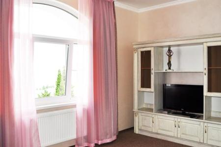 Отель Империал 2011 в Ялта - Россия