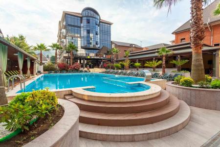 Отель Экодом Адлер в Адлер - Россия