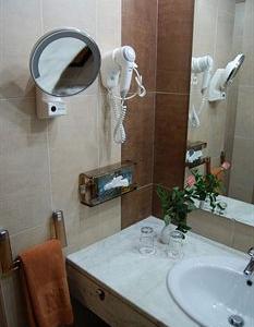 Отель Diplomat Hotel в Тунис - Тунис