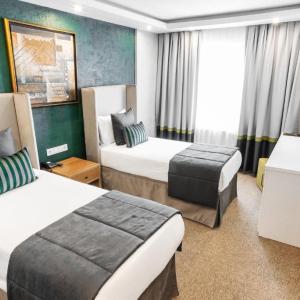 отель Carlton Hotel Istanbul