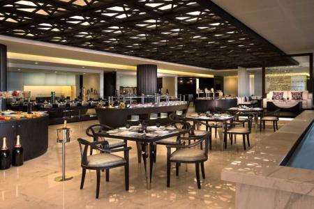 Отель Sofitel Abu Dhabi Corniche в Абу Даби  Аль Айн - ОАЭ
