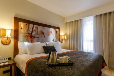 Отель Eurostars Andorra в Андорра-ла-Велья - Андорра