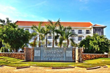 Lotus Blanc Resort