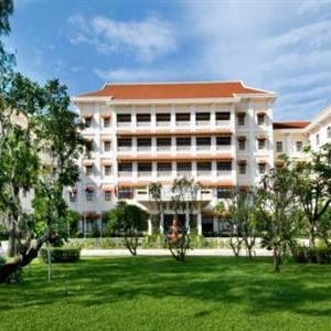 отель Anantara Angkor Resort & Spa