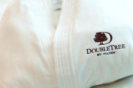 Отель DoubleTree by Hilton Hotel Goa - Arpora - Baga в Арпора - Индия