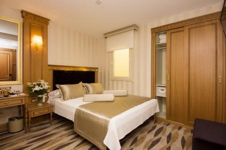 Отель Aprilis в Фатих - Турция