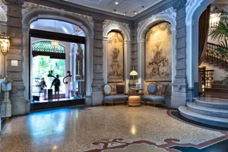 Отель Chateau Monfort в Милан - Италия