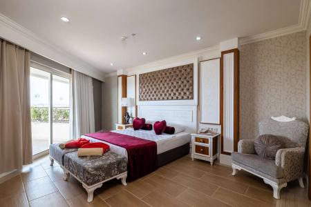 Отель Crystal Sunset Luxury Resort & Spa в Кумкой - Турция