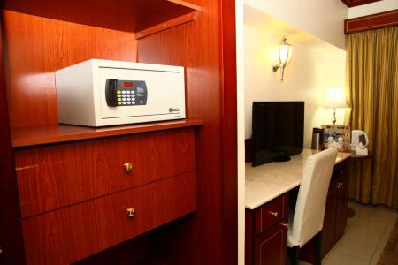 Отель Saffron Hotel в Дейра - ОАЭ