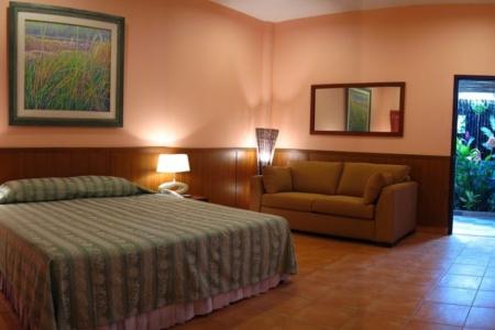 Отель Birds & Bees Resort в На Джомтьен - Таиланд