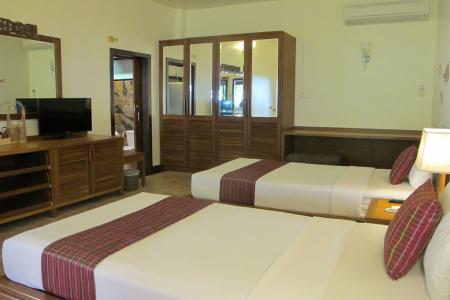 Отель Birds & Bees Resort в На Джомтьен - Таиланд