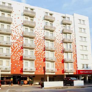 отель Red Planet Hotel Patong