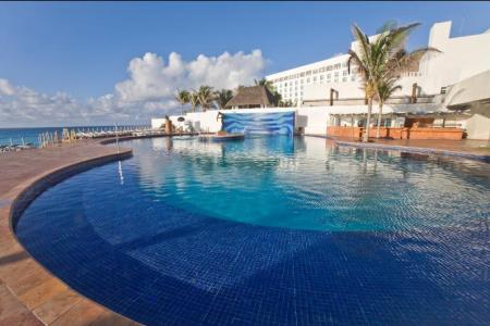 Sunset Royal Beach Resort