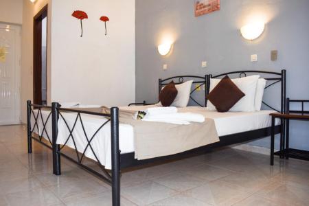 Отель White Palace Studios в Фалираки - Греция