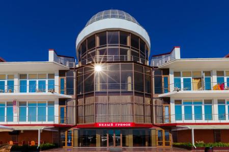 Белый Грифон