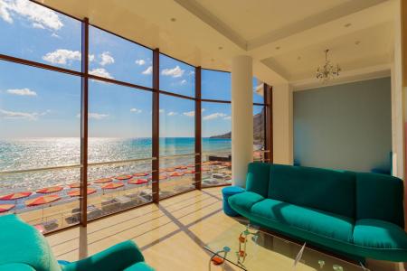 Белый Грифон