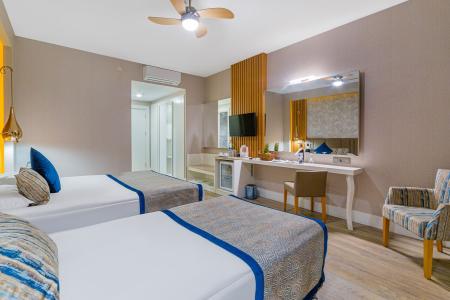 Отель Justiniano Deluxe Resort Hotel в Окурджалар - Турция