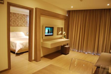 Отель Melpo Antia Hotel & Suites в Айя-Напа - Кипр