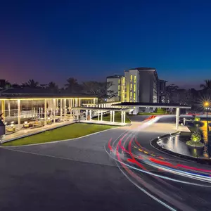 отель Vivanta Colombo, Airport Garden