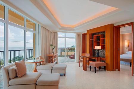 Отель Sheraton Sanya Resort в Бухта Ялонг - Китай