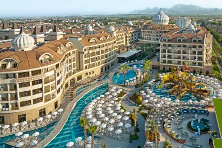 Kirman Belazur Resort & Spa