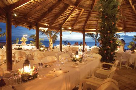 Castaway Island Resort