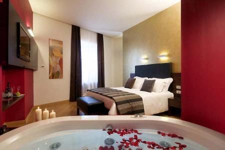 Отель Trevi Collection в Рим - Италия