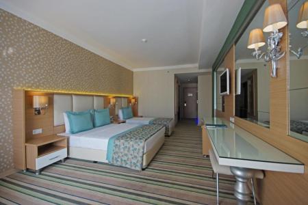 Отель Royal Garden Beach Hotel в Конаклы - Турция