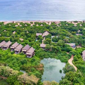 отель Uga Jungle Beach