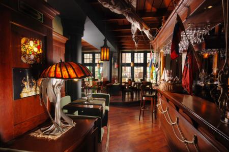 Holland House Residence Old Town