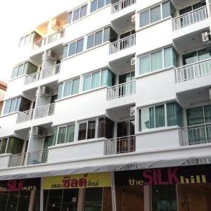 отель The Silk Hill