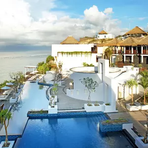отель Samabe Bali Suites & Villas