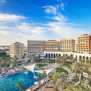 отель The Ritz-Carlton Abu Dhabi Grand Canal