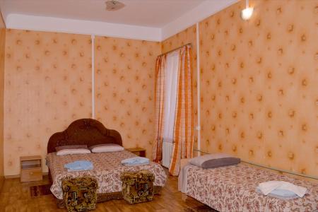 Отель Светлая база отдыха в Феодосия - Россия