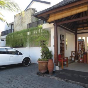 отель Seminyak Townhouse Bali