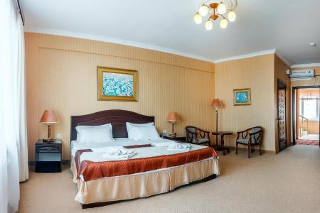 Отель Barton Park в Алушта - Россия