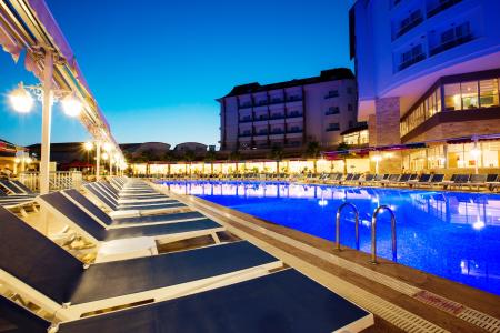 Отель Ramada Resort Side в Чолаклы - Турция