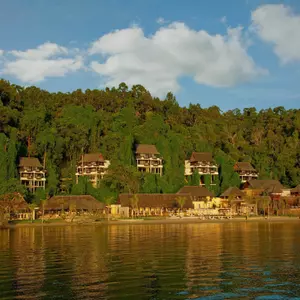 отель Gaya Island Resort