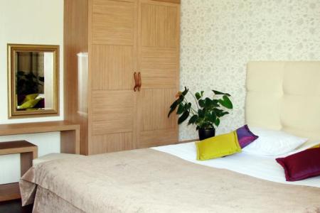 Отель Родня в Ялта - Россия