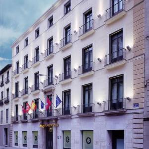 отель Catalonia Puerta del Sol