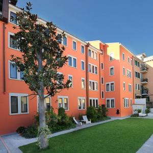 отель Carnival Palace