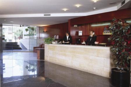 Отель Catalonia Park Guell  в Барселона - Испания