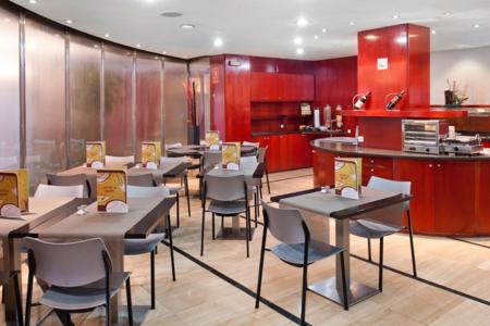 Отель Catalonia Park Guell  в Барселона - Испания